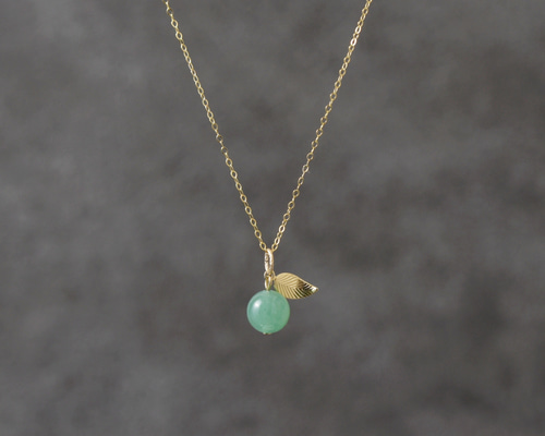 ▶︎ 天然石 青りんご 葉っぱ付 ▶︎ネックレス 14kgf ▶︎ リンゴ