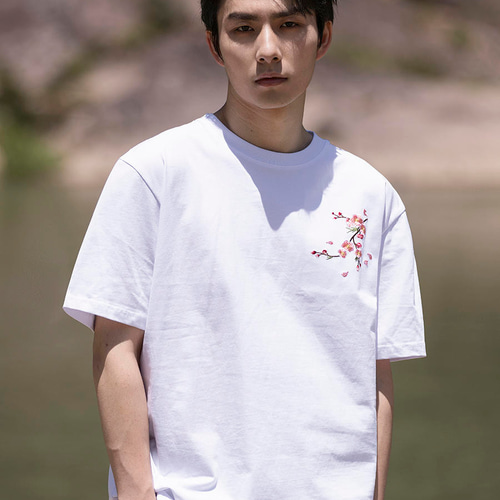 Kolor 刺繍Tシャツ　男女兼用 Champion チャンピオン Tシャツ champion 刺繍ロゴ 半袖Tシャツ 裾