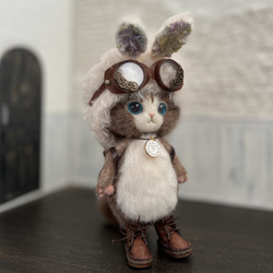 うさ耳帽子のごーぐるにゃんこ ぬいぐるみ　羊毛フェルト 4枚目の画像