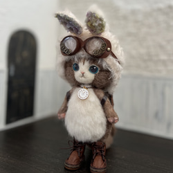うさ耳帽子のごーぐるにゃんこ ぬいぐるみ　羊毛フェルト 3枚目の画像