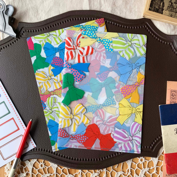 AN070-0126　A5クリアファイル「リボン」 1枚目の画像