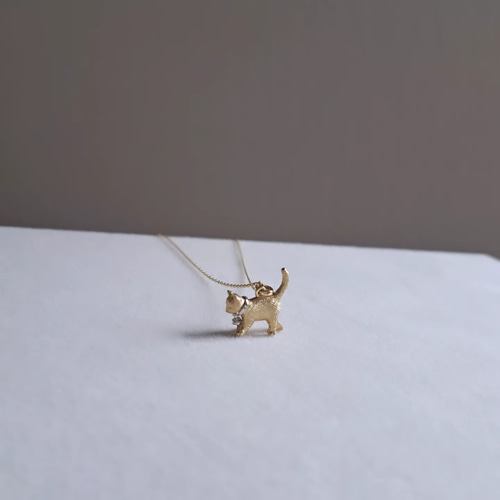 18金 猫のペンダントトップ 中】 18金猫ネックレス 18金ねこ k18猫 猫