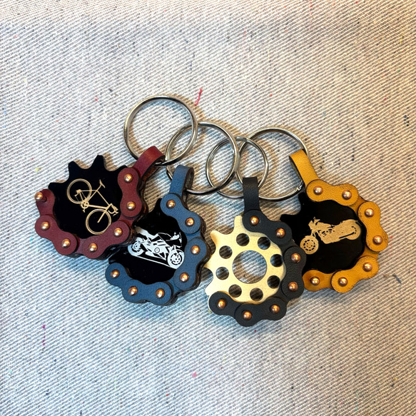 オーダー歓迎⭐︎デザイン追加☆歯車キーホルダー 皮革 栃木レザー
