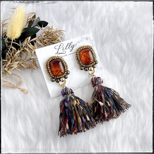 オーロラ ハンドメイド・手芸 【1226】ハートとタッセルのピアスイヤリング