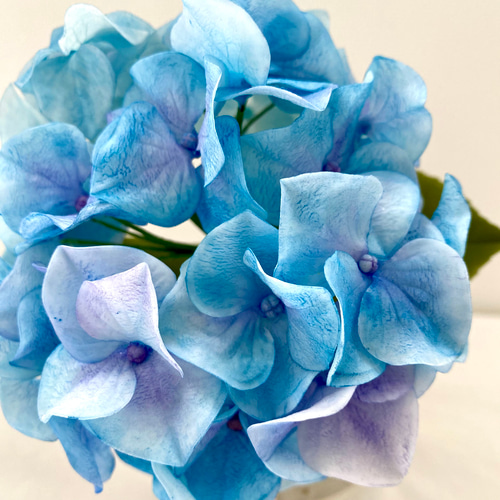 樹脂粘土のアジサイ＊クレイフラワー＊一輪挿し紫陽花 アート