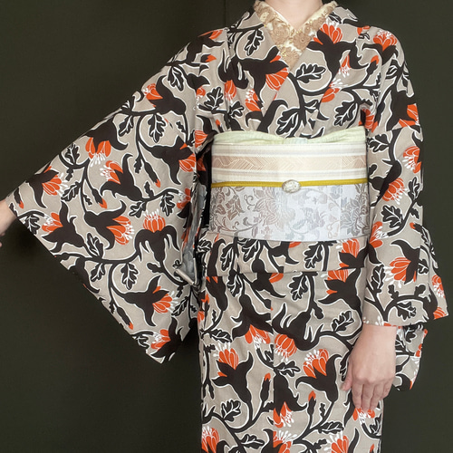 エキゾチックな花柄綿麻浴衣 着物 花鹿 kajika 通販 18004912