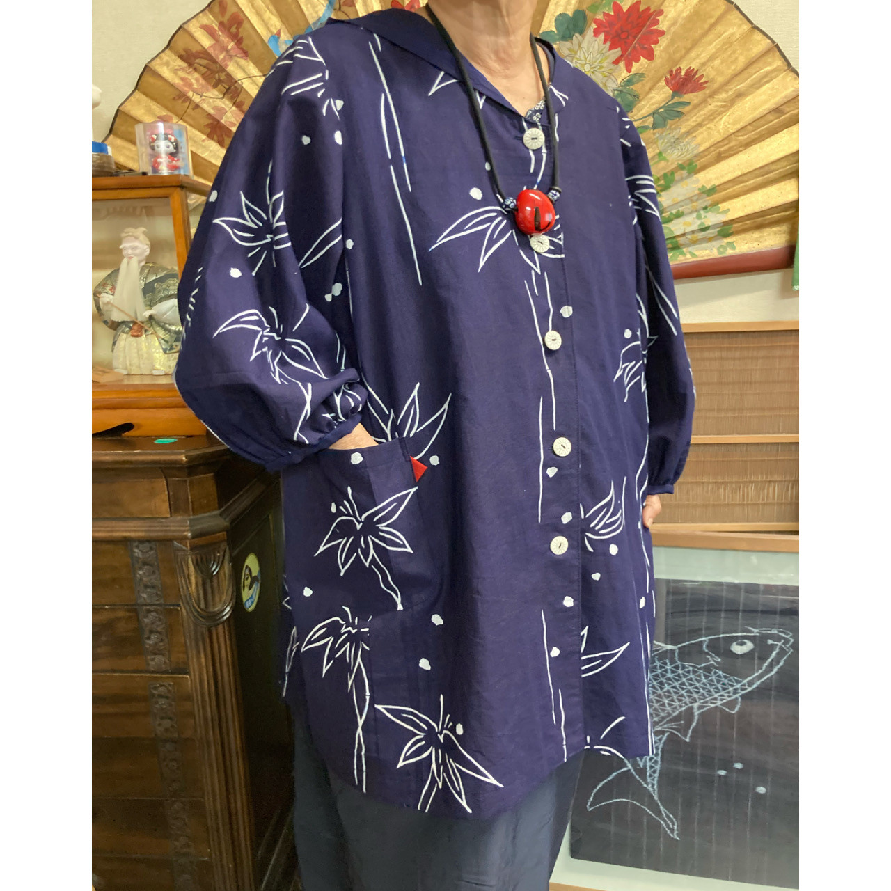 浴衣(濃い紺色)のフード付き前開きジャケット浴衣リメイク