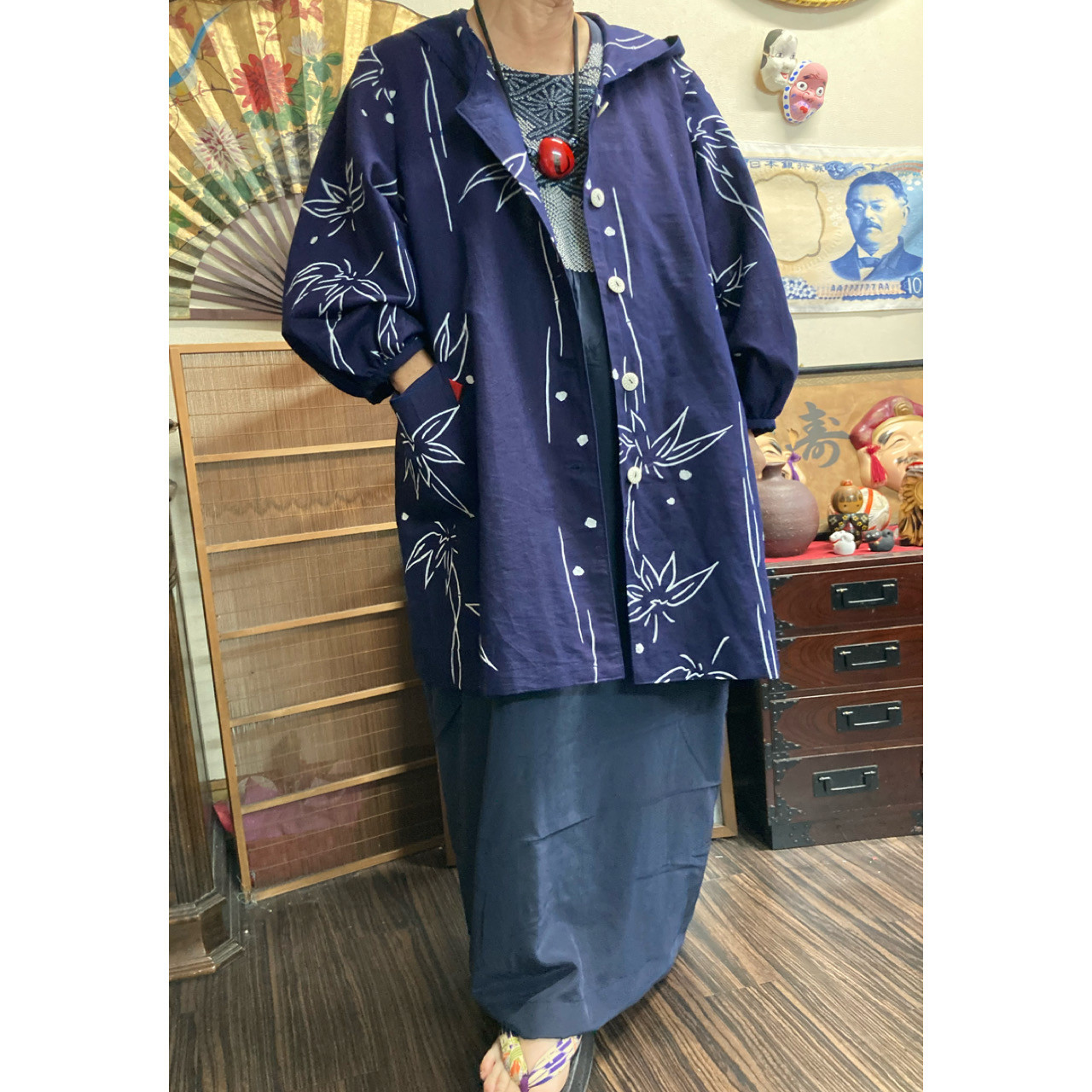 浴衣(濃い紺色)のフード付き前開きジャケット浴衣リメイク