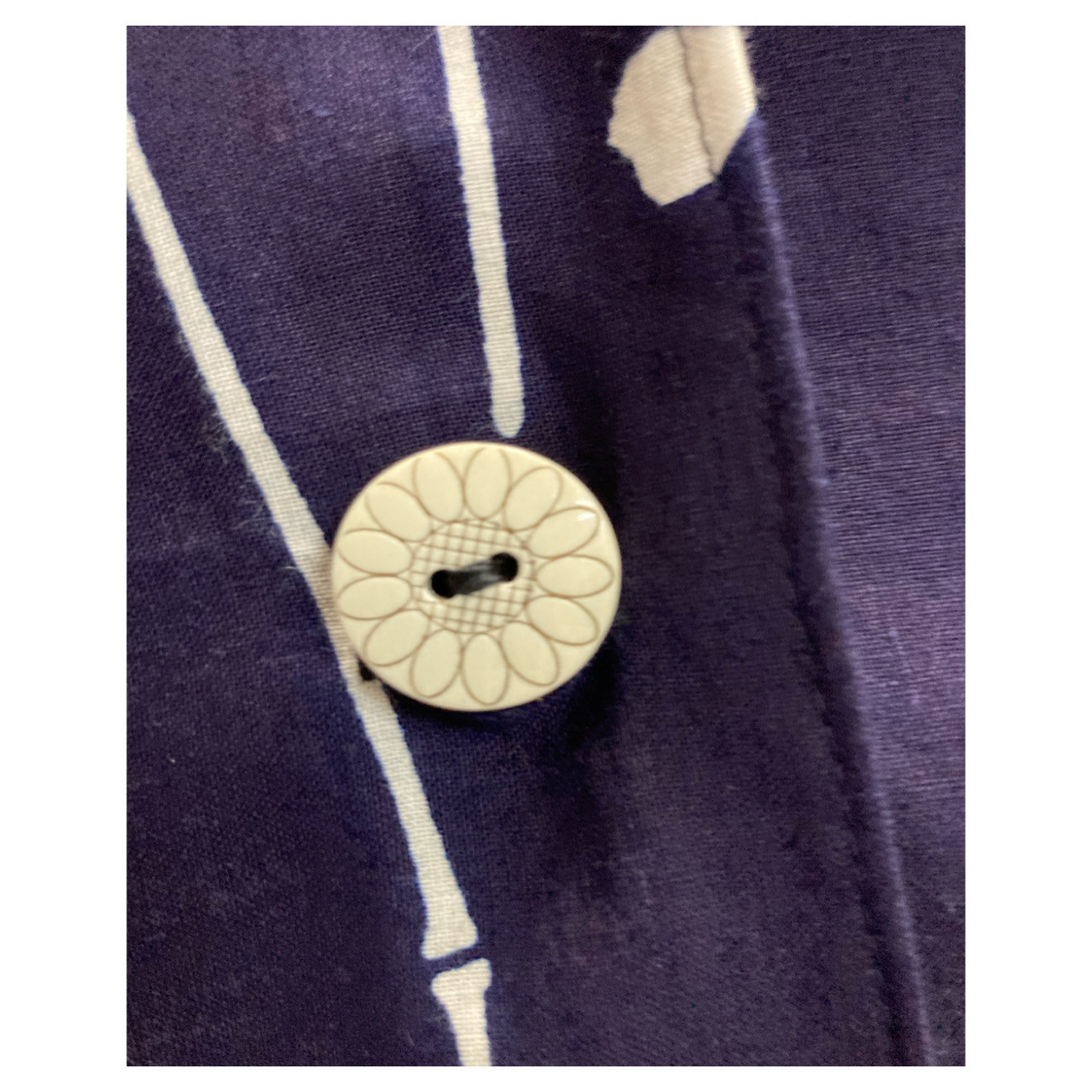 浴衣(濃い紺色)のフード付き前開きジャケット浴衣リメイク