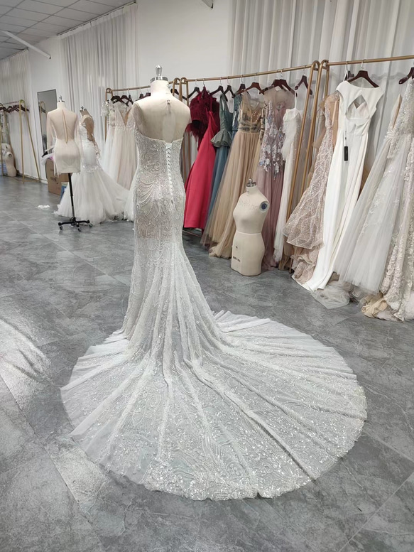 今すぐ買う、絶対後悔しない！マーメイドドレス　きらきらビジュー　エレガントなシルエット　チューブトップ　演奏会結婚式2次 