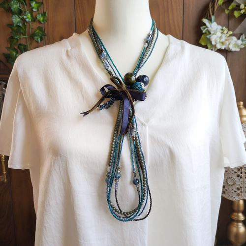 セット価格☆無料ラッピング］ブローチと5連 ビーズネックレスの