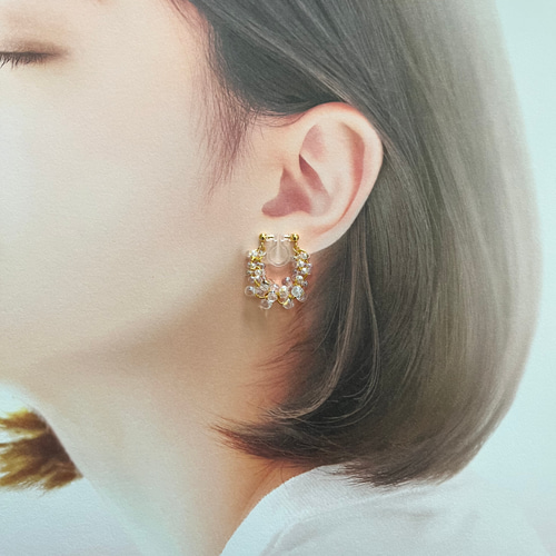 ファルファーレゴールド＊イヤリングorピアス(クリア・オーロラ