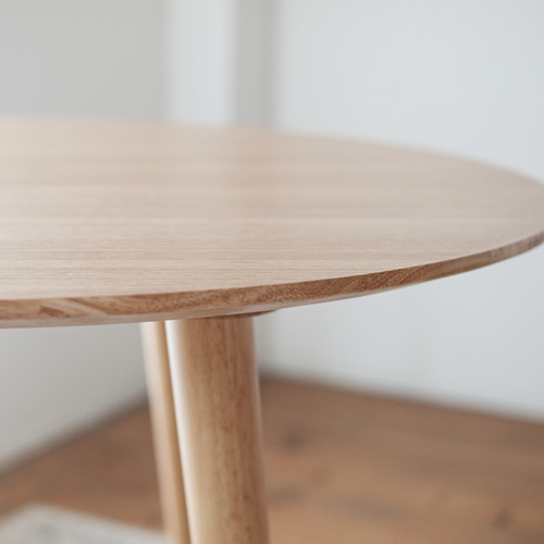 【オンライン限定商品】  オーク材の3本足ラウンドダイニング［3サイズ 70cm 80cm 90cm その他