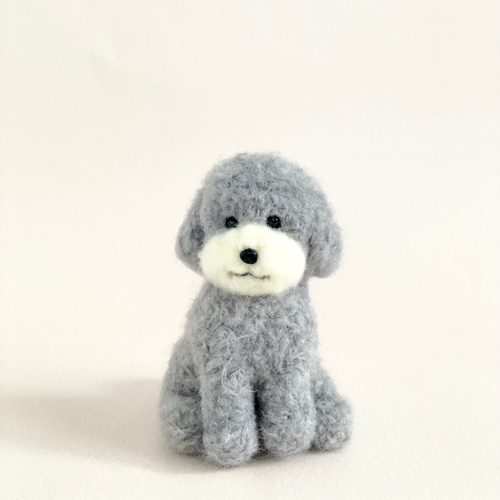 いつでもいっしょ♪ ふわふわ羊毛フェルトの小さなシルバー