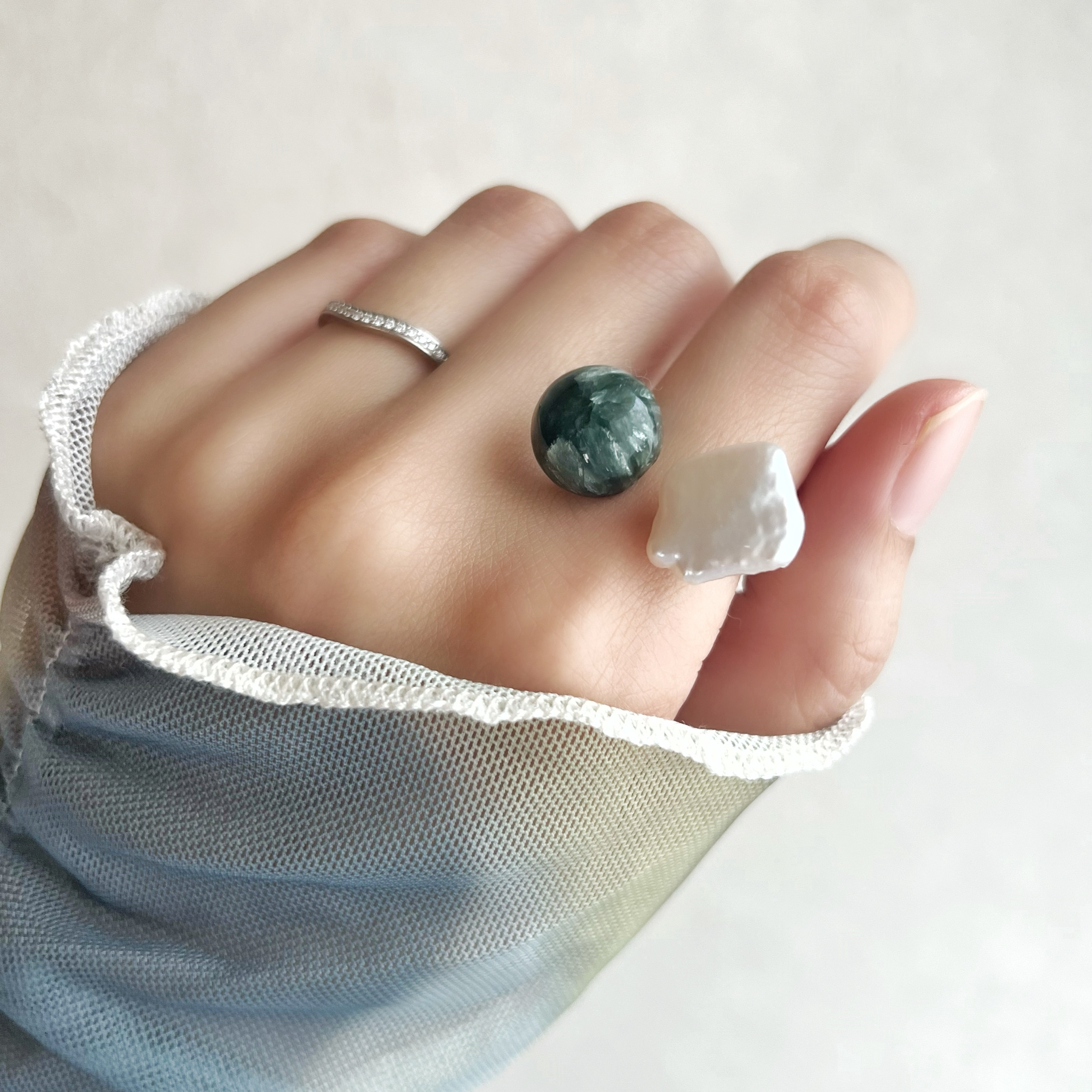 【JORIE】シックにきまる❤️セラフィナイト×淡水パール　あなたのためのフォークリング