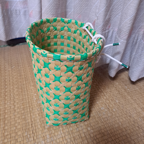 PPバンドかご(模様編み はけご 中)収穫かご、プラカゴ 模様d-緑-黒