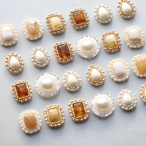 ビーズ刺繡カボション】ビーズ刺繍 カボション ビーズ アクリル 貼り 