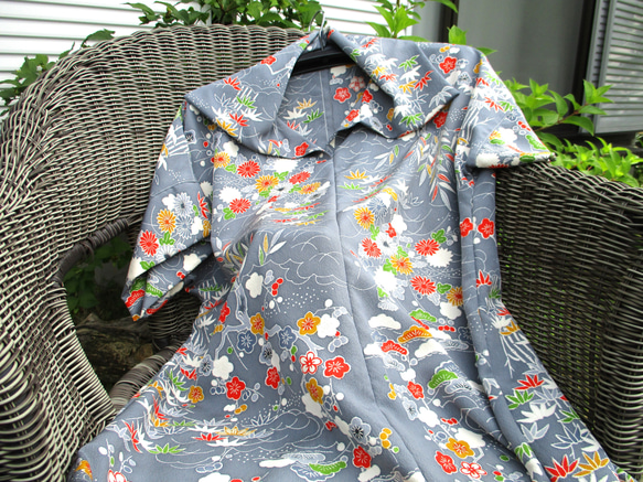 和の布創作服> 丹後ちりめんのマニッシュなブラウス 絹 着物 和の布創作服> 丹後ちりめんのマニッシュなブラウス 絹 着物