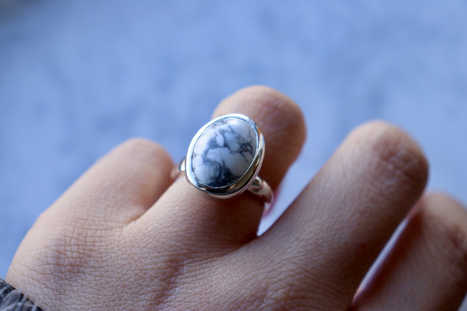 ハウライト 溶けだすシリーズ