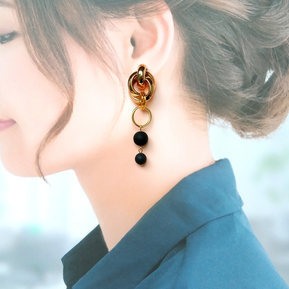 ✡大ぶり『デザインピアス』ダーク系 （星降る織《ｵｰﾊﾞﾙ》｜夜空色の  