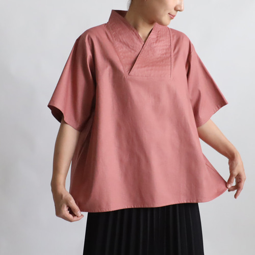 新作　夏ＳＡＬＥ 上質ギマ擬麻コットン　和装　重ね襟　Vネック　プル オーバー シャツ　半袖シャツ　トップス　ブラック　F24B 新作 夏SALE 上質ギマ擬麻コットン 和装 重ね襟 Vネック