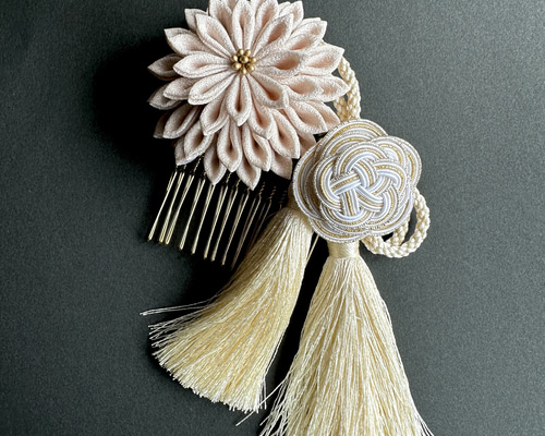✳︎アイボリーダリア×タッセル×水引✳︎ コーム MAMO 通販 18008553