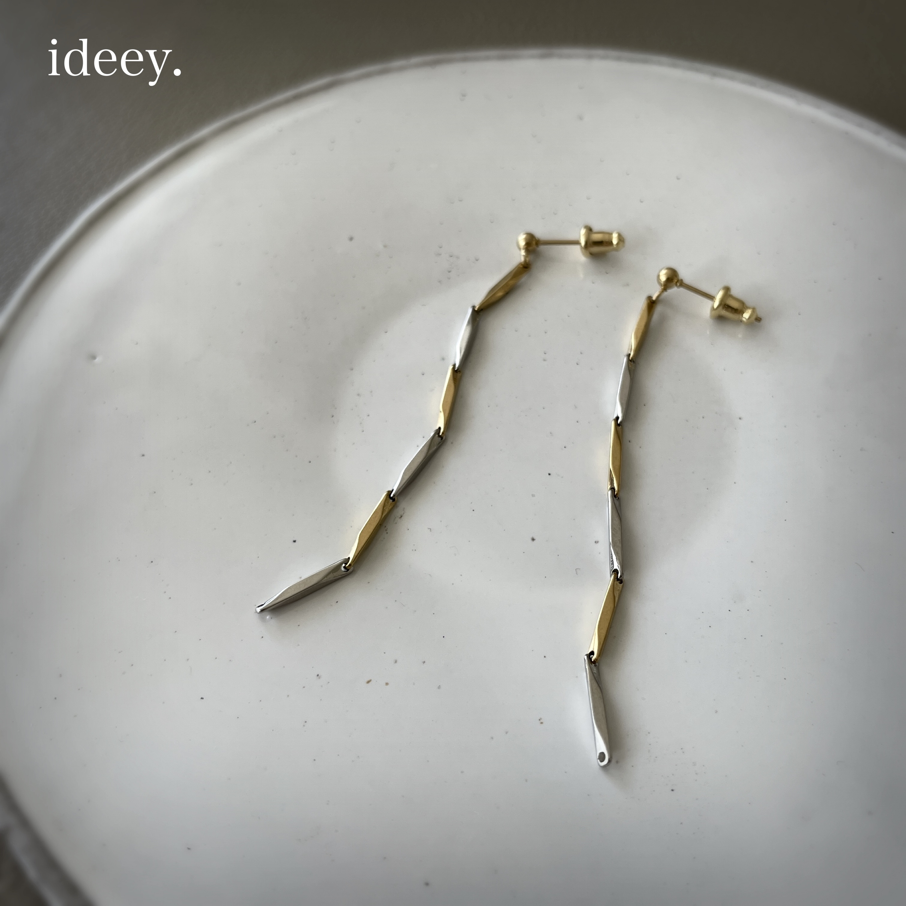 メタルロングチェーンピアス(イヤリング)SVGD〈496〉