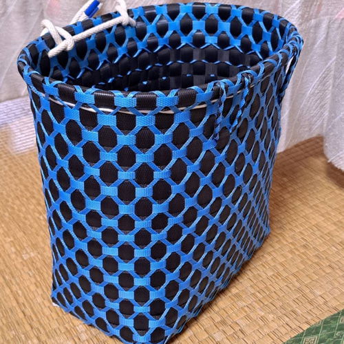 PPバンドかご(ベルト通し付き はけご 中)収穫かご、プラカゴ 模様a-黒
