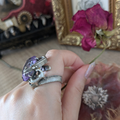アメジストの猫リング 指輪・リング 子ねこのシルバーリング 通販