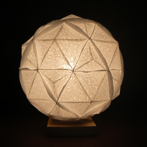 和紙の手作りランプシェード 美濃和紙使用 [稜] 1-1 どこにもない癒し