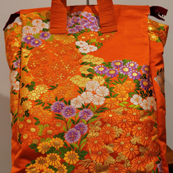 帯リメイクドロップタイプリュック***琥珀色地花菱文様*** 良質 帯リメイクドロップタイプリュック***琥珀色地花菱文様