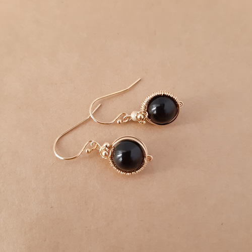 みっちゃん◆サイロメレーンデンドライト×モリオンピアス✧黒水晶 モリオン（黒水晶）8mmワイヤーピアス／ノンホールピアス