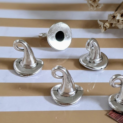 とんがり帽子 チャーム 8個 帽子 メタル シルバー パーツ 5枚目の画像