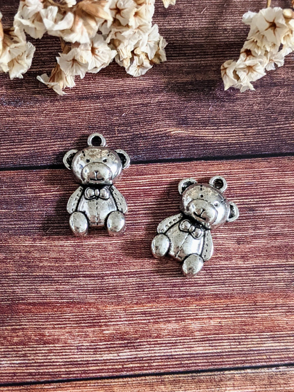 テディベア チャーム 8個 くま アンティーク メタル パーツ 4枚目の画像