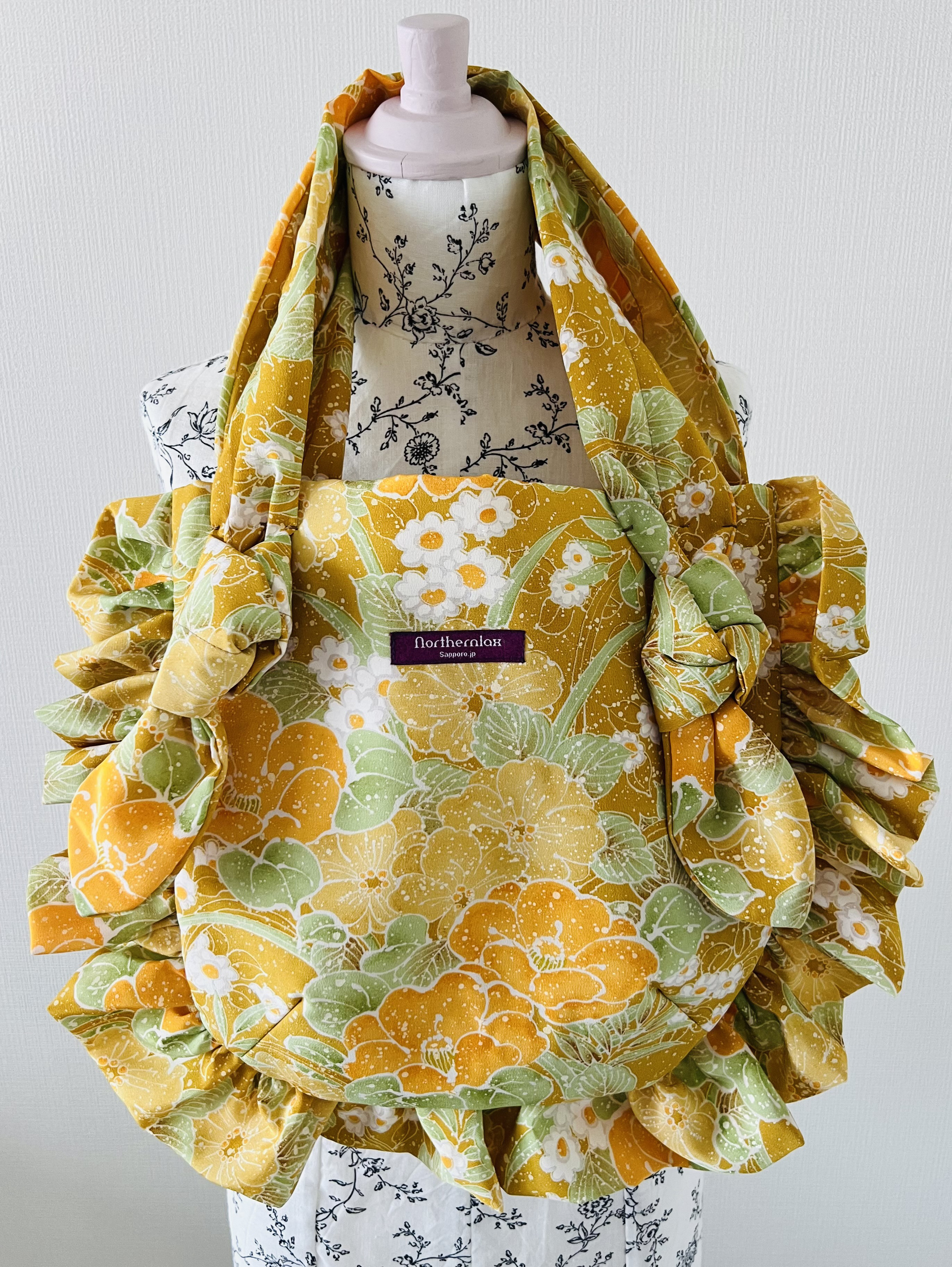 大正浪漫・黄色牡丹・フリルラウンドバッグ・着物リメイク・A4対応・手洗い可能