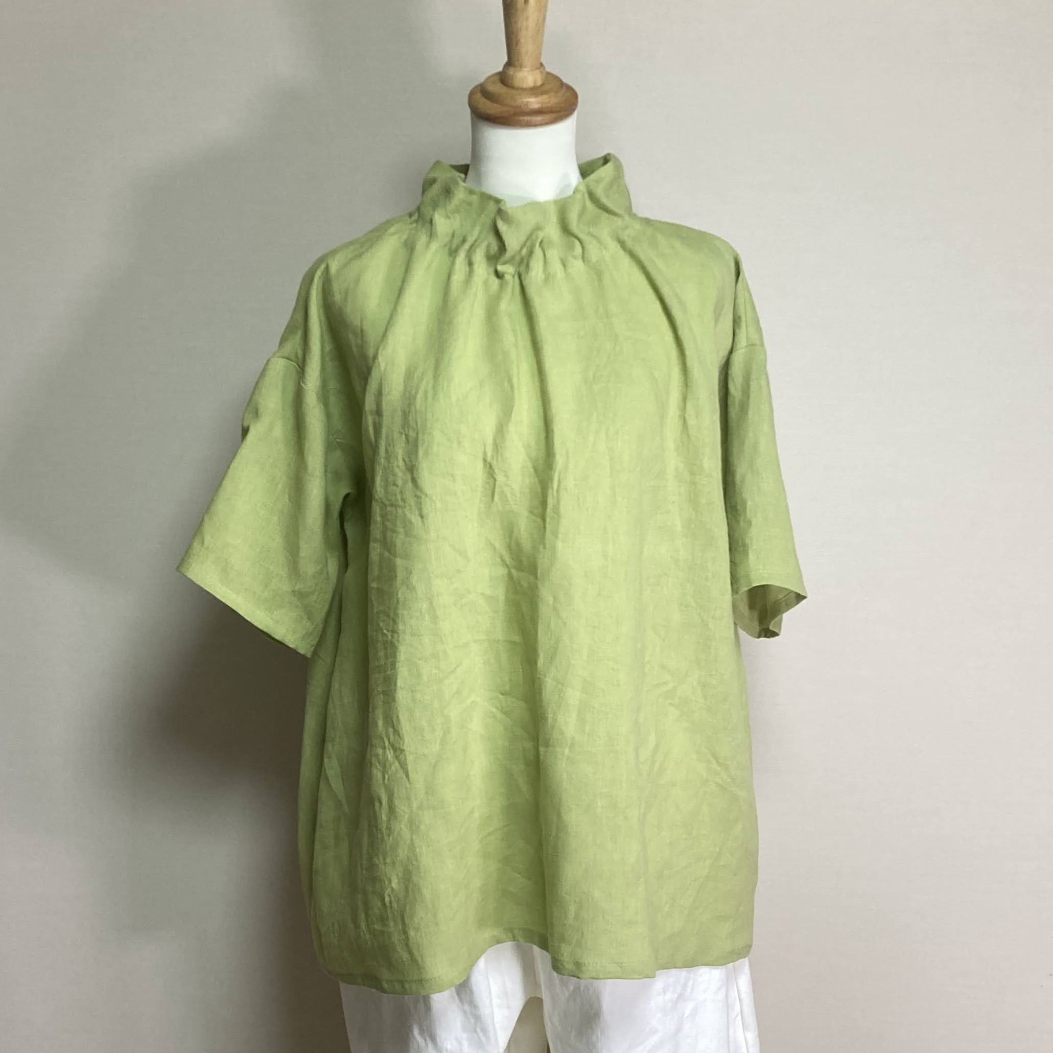 フラワーネックブラウス　五分袖【ナチュラルリネン　ライト】◆ライム◆フリーサイズ（リネン100％）