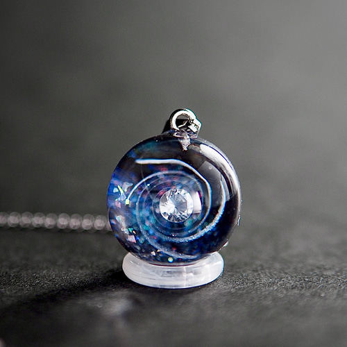 宇宙玉レジン/GALAXYベア【negu】 レジン/resin】IORIの宇宙玉レジン虹色銀河 - YouTube