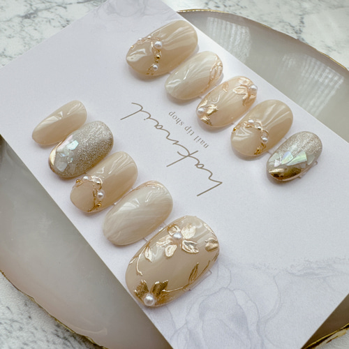 ネイルチップ 専用ページ 3点 ゆい様専用出品 【お急ぎ作成】ネイルチップ3点セット