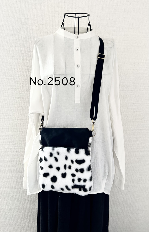 acca アッカ　ダルメシアン柄　ゼブラ柄　大小　2個セット　試着のみ美品 acca アッカ ダルメシアン柄 ゼブラ柄 大小 2個セット 試着のみ美品