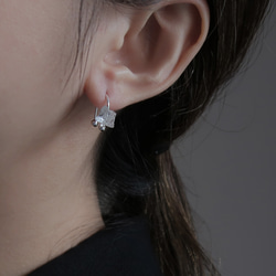 925純銀 馬蹄形 原礦白水晶 鎖珠 轉珠 耳環 免費送禮包裝 第5張的照片