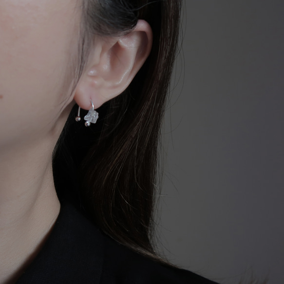 925純銀 馬蹄形 原礦白水晶 鎖珠 轉珠 耳環 免費送禮包裝 第7張的照片