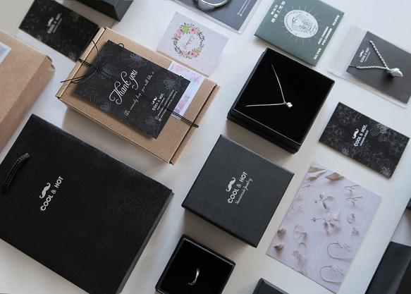 925純銀 馬蹄形 原礦白水晶 鎖珠 轉珠 耳環 免費送禮包裝 第8張的照片