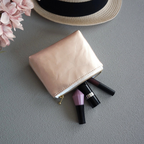 レペット♡ショルダーバッグ♡くすみピンク　美品 可愛いピンクカラー♡【DIOR】ミスカロ ミニバッグ (Dior