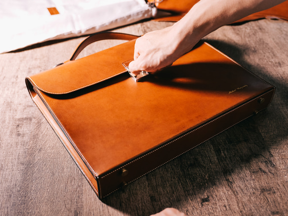 【カスタマイズブッテーロ】手縫いクラシックブリーフケース 