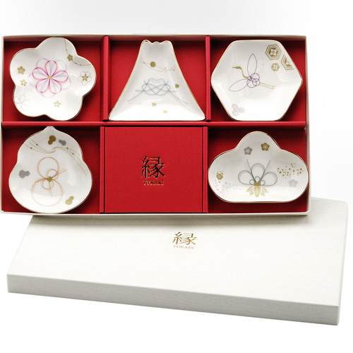 YU-3003A 縁 -yukari- 五様小皿揃 （陶器 磁器 桜 富士 瓢箪 鶴 松竹梅