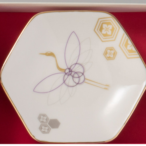 YU-3003A 縁 -yukari- 五様小皿揃 （陶器 磁器 桜 富士 瓢箪 鶴 松竹梅