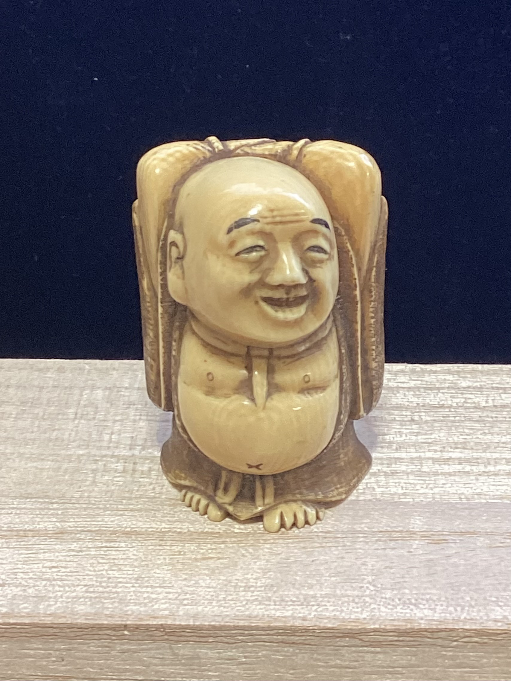 ☆本象牙根付　夜叉染め布袋　Y-27※※