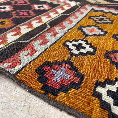 オールドキリム　プレヤーラグ ヴィンテージラグとオールドキリムの専門店