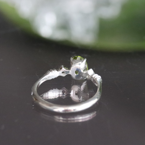 壇舎利様さ専用　Bellis シルバーリング （ペリドット）新品 ペリドット リング 2.0ct SV925 161351 [山梨 指輪 ペリドット
