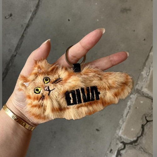名前入れ ねこ ネコ キーホルダー ネームタグ 刺繍 誕生日 誕生日